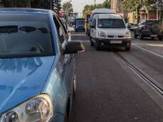 Днепровским чиновникам ограничат количество служебных авто