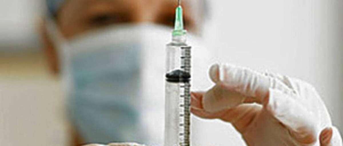 Деиммунизация Днепра: в аптеках практически нет вакцин от кори