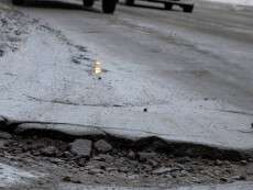 Днепряне просят починить дорогу, которую не ремонтировали уже 34 года
