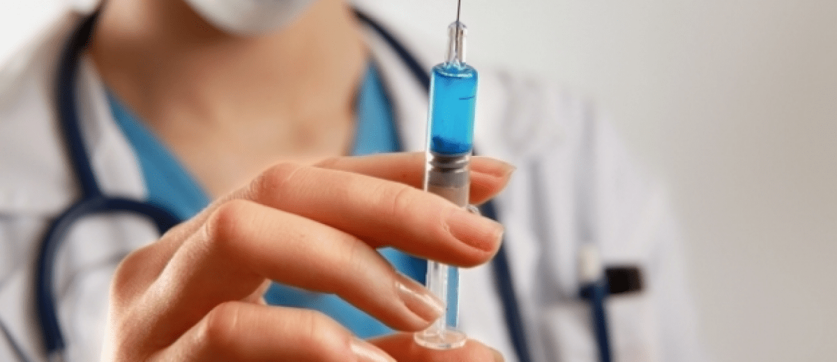 Врачи призывают днепрян делать прививки от дифтерии