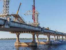 Мастер-класс от судьи Трещова: как «завалить» ремонт Нового моста в Днепре