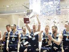 Днепровские баскетболисты стали лучшими в Украине: фото