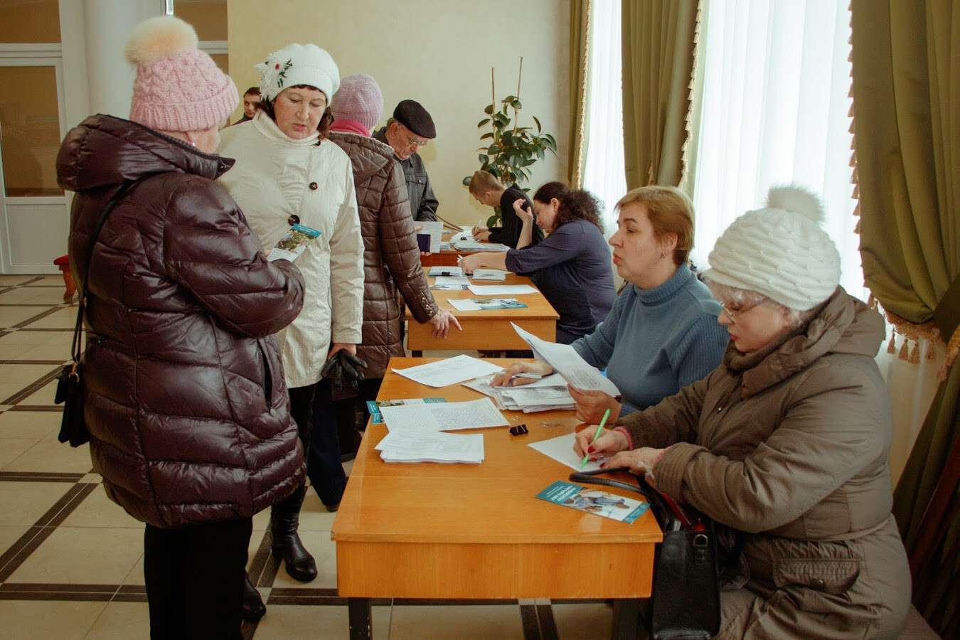 В Новокодакском районе Днепра начался лекционный семестр в филиале Университета третьего возраста: фото
