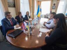 Мэр Днепра встретился  с первым секретарем по вопросам энергетики и коммерческим вопросам посольства Великобритании в Украине