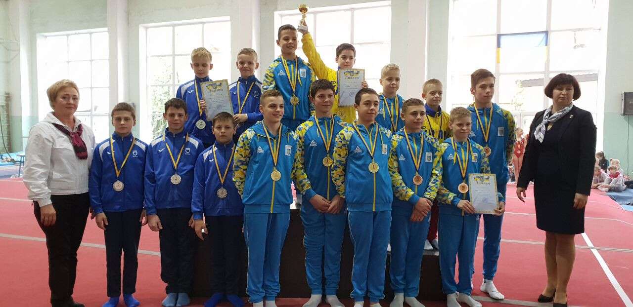 Днепряне стали серебряными призерами чемпионата Украины по спортивной гимнастике
