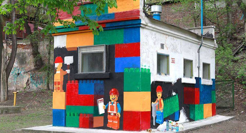 В Днепре появился LEGO-дом
