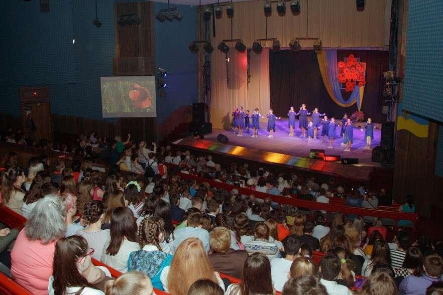 Днепровские дети подготовили концерт для ветеранов