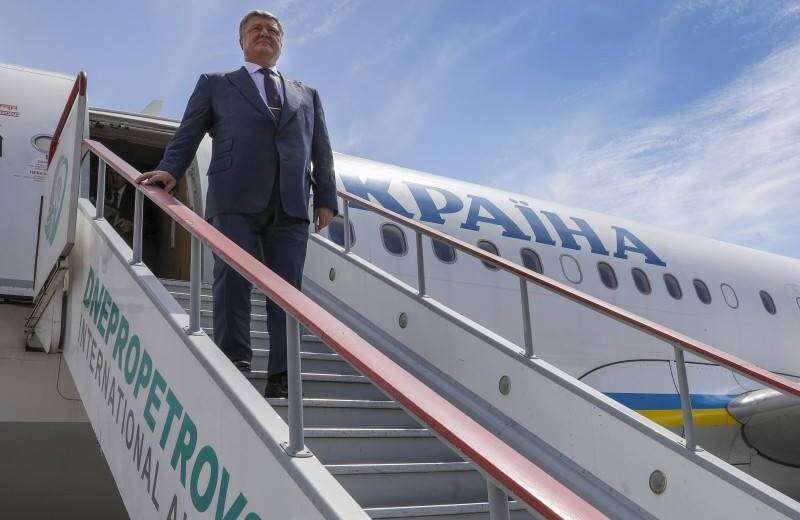 Порошенко в Днепре пообещал новый аэропорт