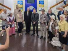 В Днепре открылась мобильная выставка, посвященная жизни украинских немцев: фото