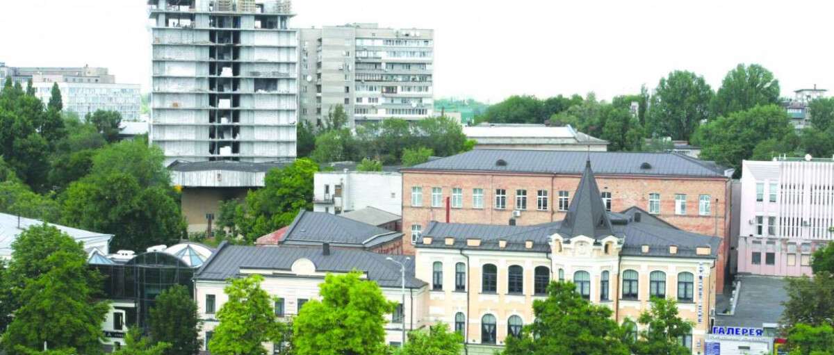 В Днепре апелляционный суд оставил в силе решение мэрии о признании права коммунальной собственности на недострой в центре города