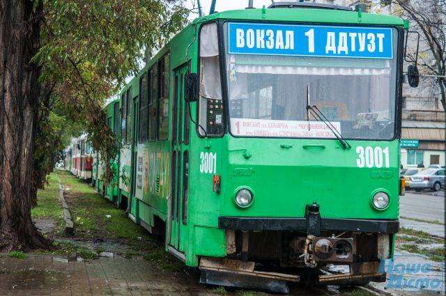 Трамвай № 1к в Днепре 1 и 2 августа закончит работу раньше
