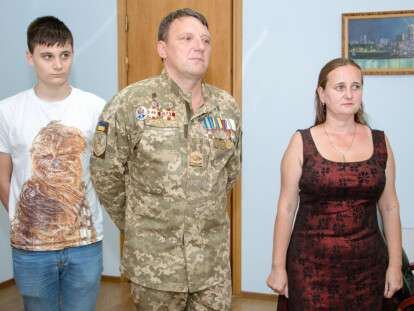 Семья военнослужащего получила трехкомнатную квартиру от мэрии Днепра