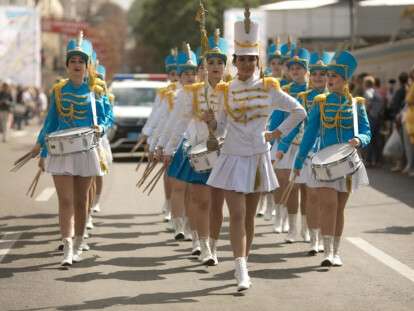 В День города в Днепре произошло самое масштабное в Украине праздничное шествие