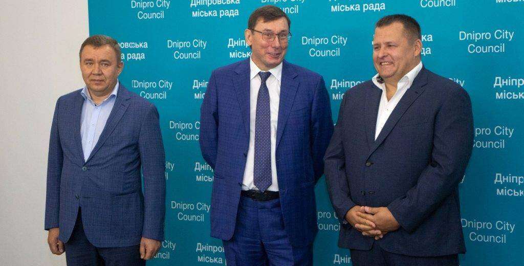 В День города мэр Днепра Борис Филатов встретился с работниками прокуратуры и поблагодарил их за защиту интересов территориальной общины