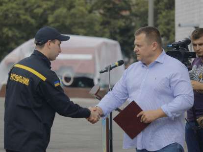 Борис Филатов о помощи мэрии спасателям: Это - наша задача