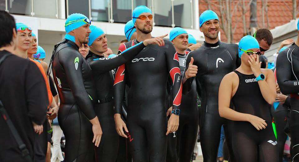 Днепровские пловцы завоевали медали в соревнованиях на открытой воде: фото, видео