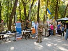 В Днепре впервые состоялась ярмарка вакансий для ветеранов боевых действий на востоке Украины: фото