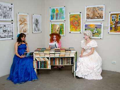 В Днепре в рамках международного фестиваля «Book Space» открылась выставка книжной иллюстрации: фото
