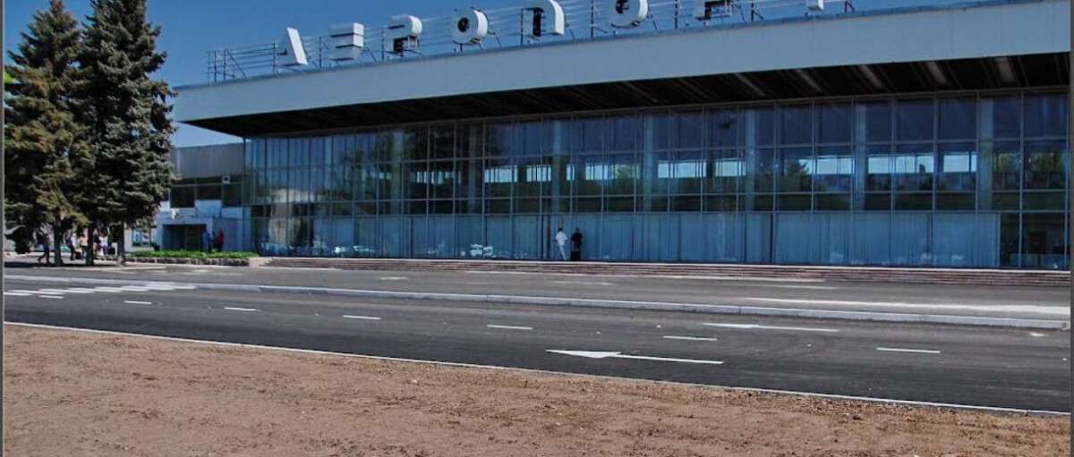 К борьбе за днепровский аэропорт присоединились бизнес-ассоциации