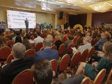 В Днепре стартовал II Всеукраинский форум молодежных работников: фото