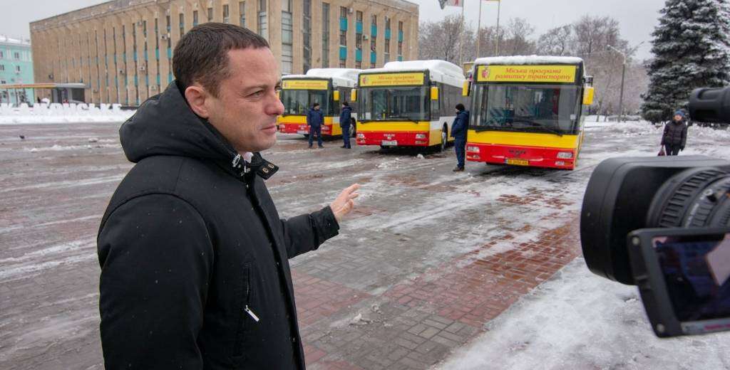 Автопарк Каменского пополнился автобусами большой вместимости