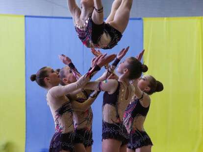 Днепровские спортсменки заняли призовые места на чемпионате Украины по художественной гимнастике