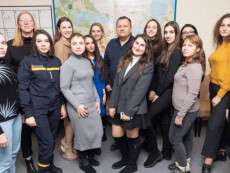 Мэр Днепра встретился с представительницами движения Gender Stream