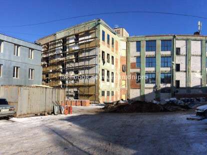 В Днепре показали, как реконструируется бывшая швейная фабрика: фото