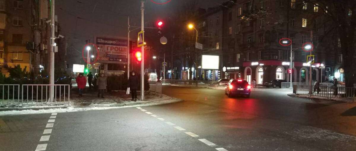 В центре Днепра урегулировали работу проблемных светофоров: фото