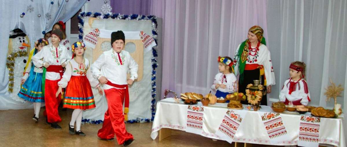 В Днепре победители фестиваля «Рождественские колокольчики-2019» поздравили дошкольников