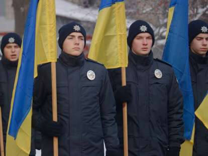 Вшанування героїв, флешмоб і патріотичні акції: Дніпро відзначає День Соборності України