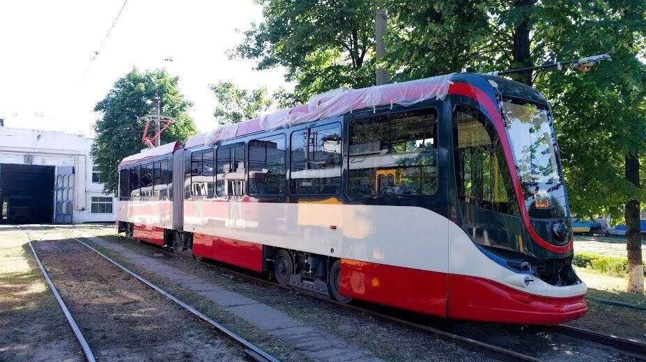 Трамвай днепровского производства отправили в Египет: видео