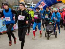 В Днепре состоялся забег ко Дню влюбленных - Run for love: фото