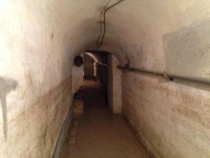 В центре Днепра обнаружили древнее подземелье: фотофакт