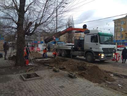В Днепре на проспекте Слобожанском строят остановку нового типа: фото