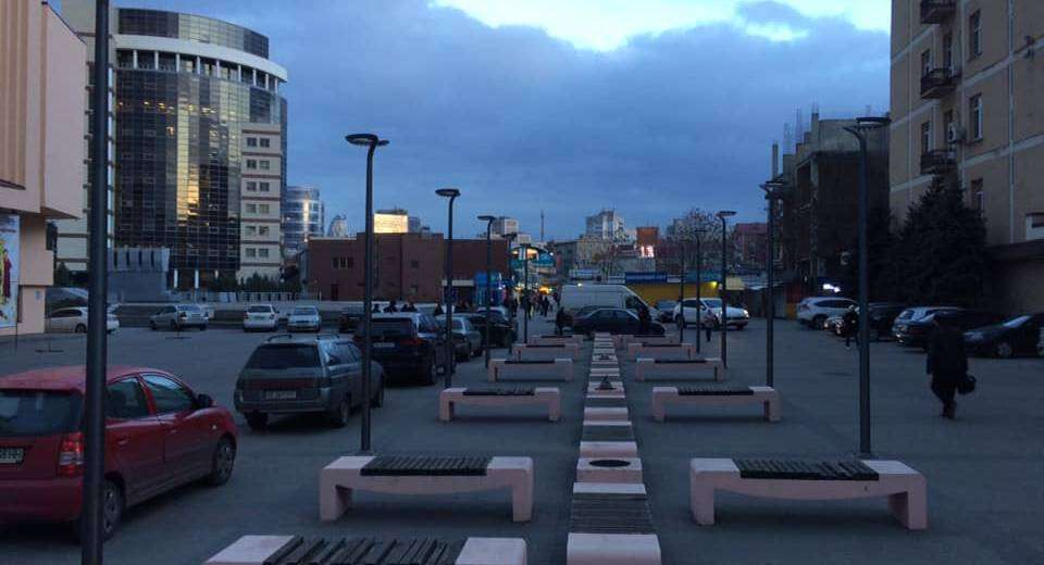 Бульвар в центре Днепра превратился в парковку: фото