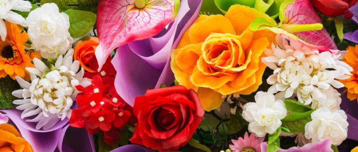 8 марта: сколько стоит купить цветы в центре Днепра перед праздником