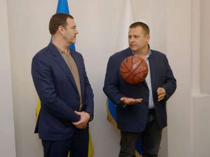 Борис Филатов поздравил игроков БК «Днепр» с завоеванием Кубка Украины: фото