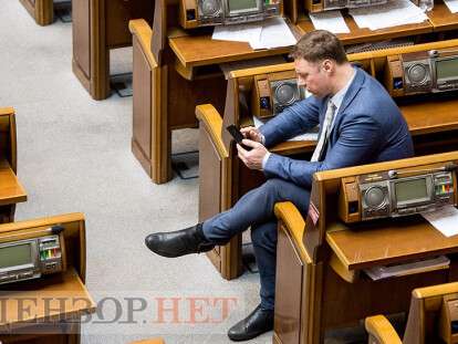 Отдых на яхте и выбор лодок: Кандидат в президенты Украины Виталий Куприй «засветил» переписку об элитных развлечениях