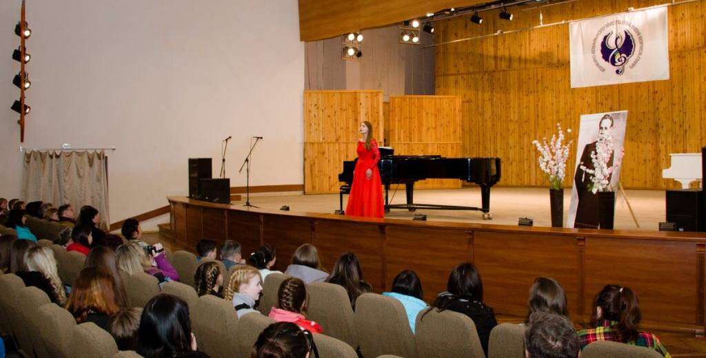 Конкурс вокального искусства собрал в Днепре 110 певцов из Украины, Австрии и Китая
