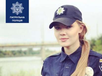 В Днепре наградили отважную полицейскую: фото