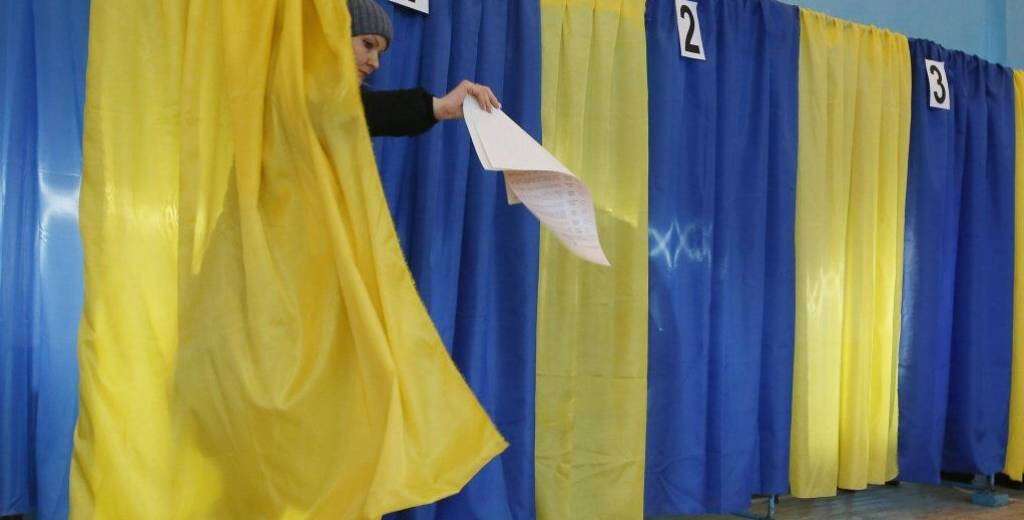 В Днепре открылись все избирательные участки