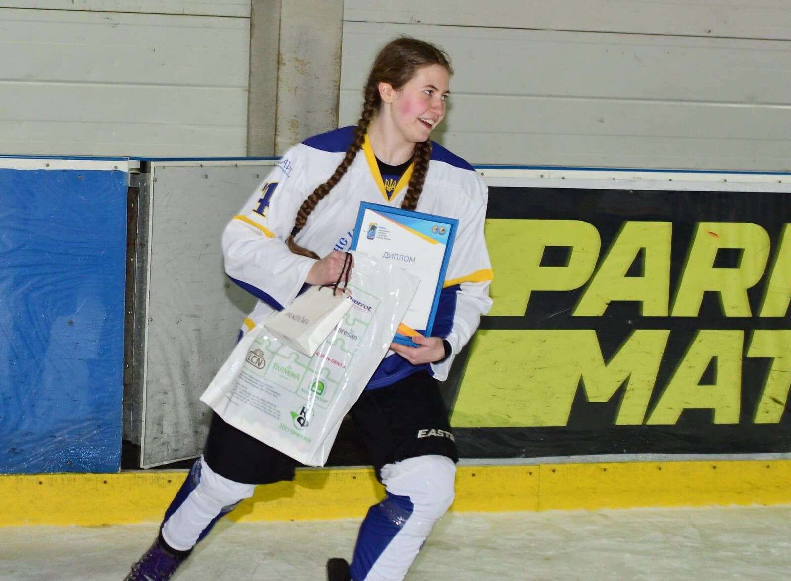 Хоккеистка ЖХК «Dnepr Queens»стала лучшим игроком чемпионата Украины