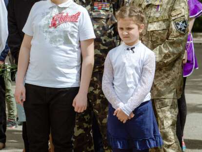 У дніпровській школі № 62 відкрили меморіальну дошку на честь загиблого воїна