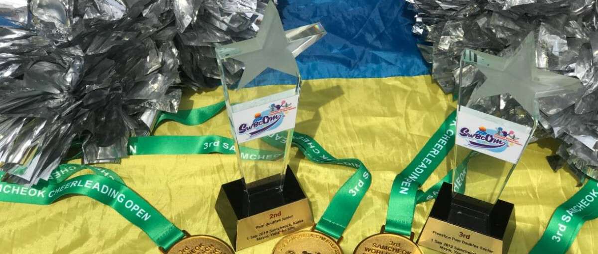 Спортсменки з Дніпра стали призерками з міжнародних змагань з черлідингу «SAMCHEOK WORLD BEACH CHEERLEADING OPEN MASTERS-2019»