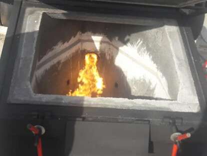 В Никополь доставили кремационную печь (ФОТО)