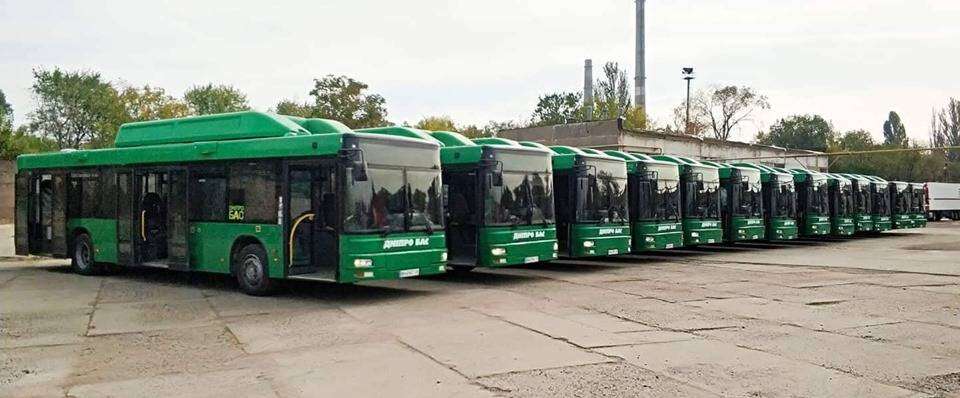 «В Днепр приехали десять низкопольных автобусов, до конца года будет ещё 27»: Михаил Лысенко