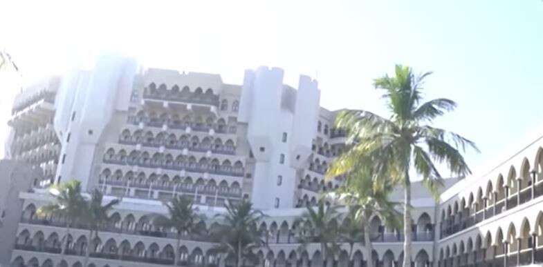 Отдохнул на 2,5 млн: появилось новое видео из отеля Зеленского в Омане