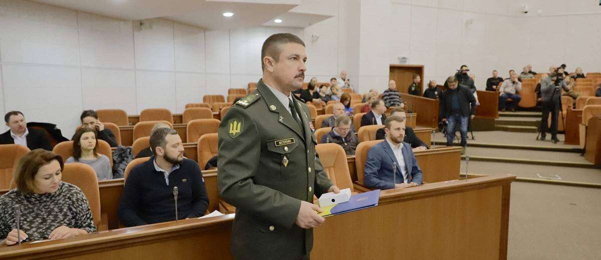 Дніпровському міському голові вручили відзнаку командувача військ оперативного командування «Схід»