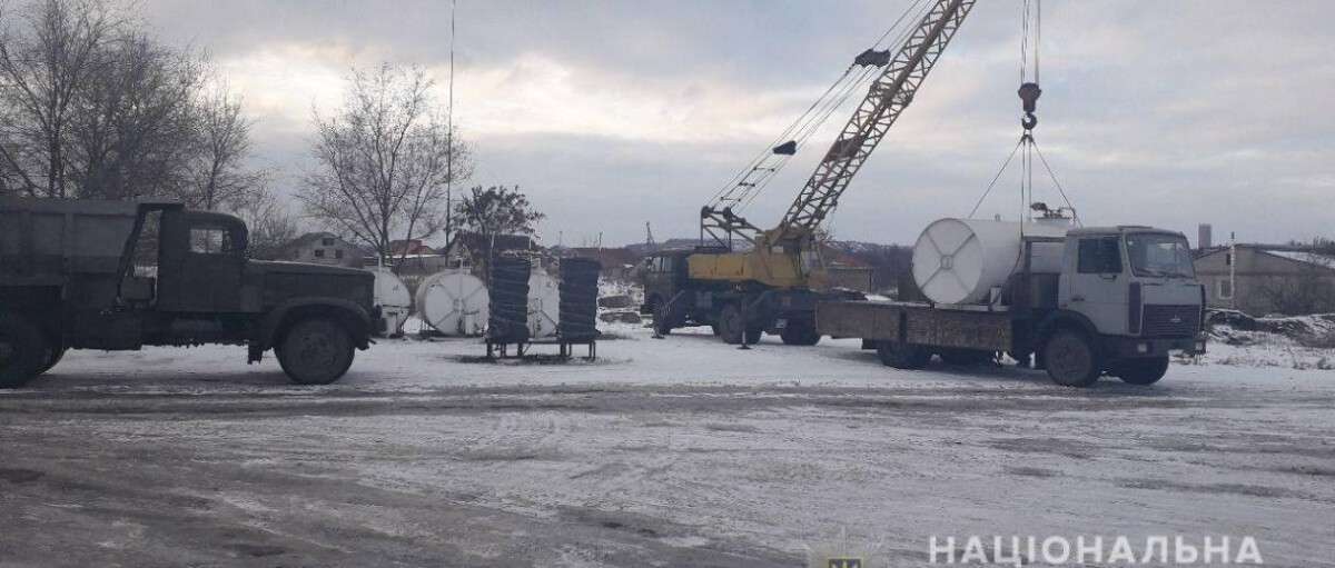 На Дніпропетровщині закрили незаконний нафтопереробний завод та п&#039;ять АЗС